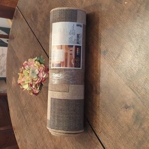 Patchwork neutral runner